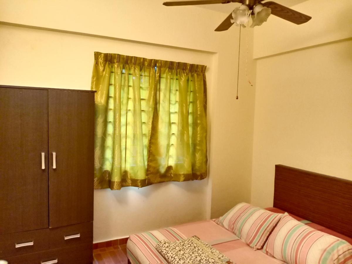 Sunshine Bay Resort Port Dickson Esterno foto