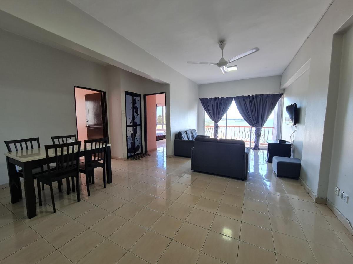 Sunshine Bay Resort Port Dickson Esterno foto